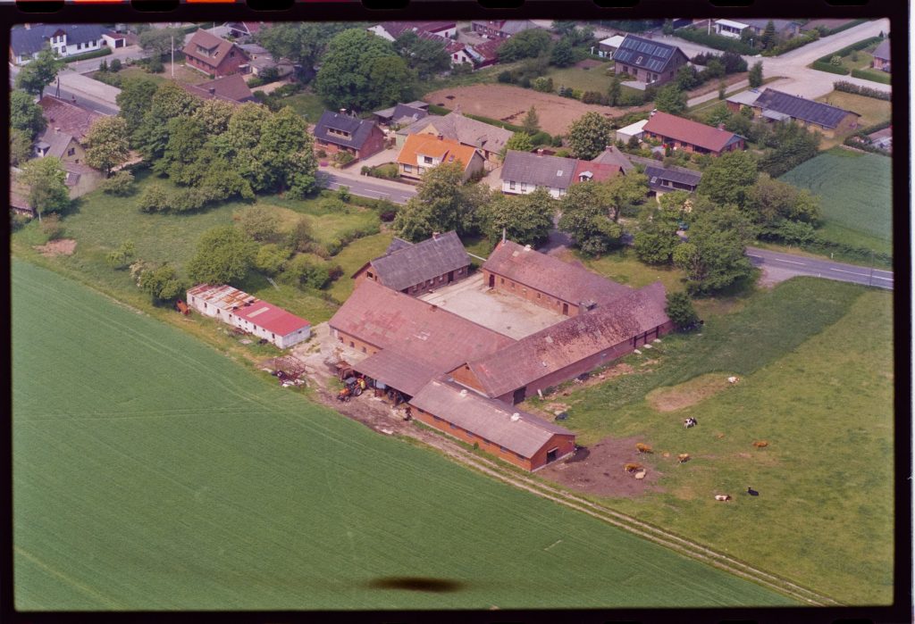 Mariagervej 90 og nabolaget · 1991