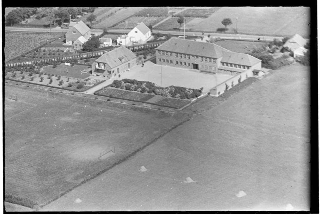 Skjellerup Skole fra en anden vinkel